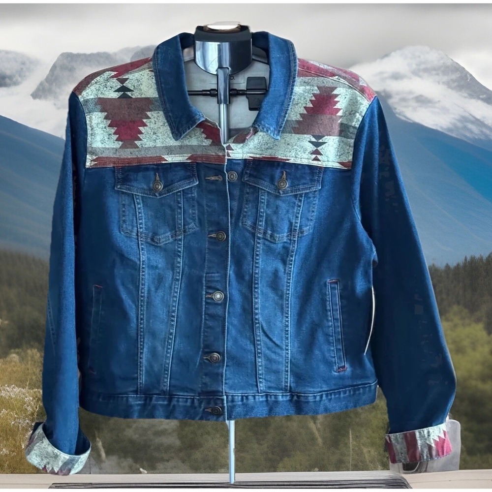 NWT Frye and Co Womens 2X Denim Trucker Jean Jacket Western Aztec Southwestern